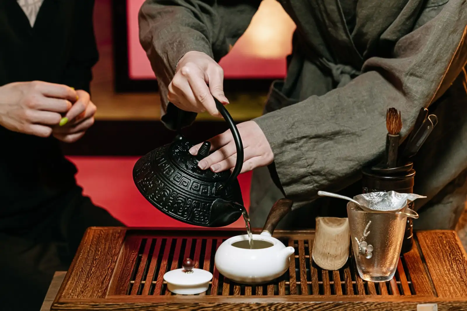 海口电子办公设备采购指南：数码配件与电脑配件选型要点