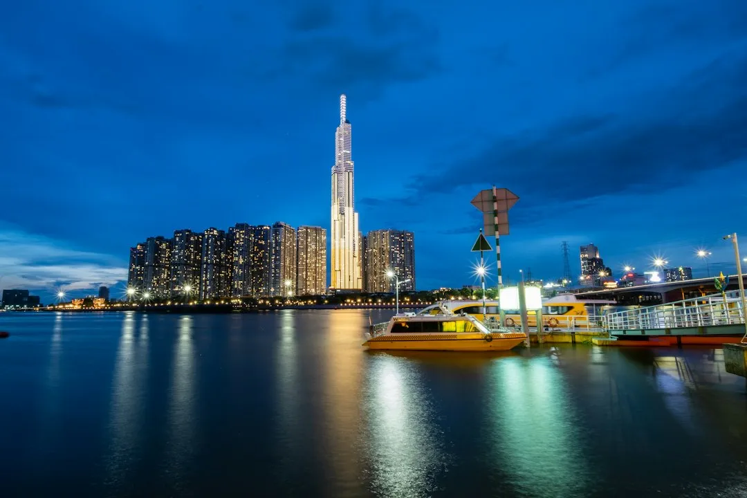 2025年海南电子通讯设备市场趋势与采购策略分析